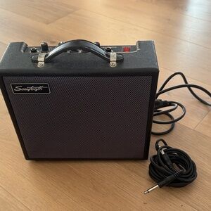 Sawtooth Black Guitar Amplifier